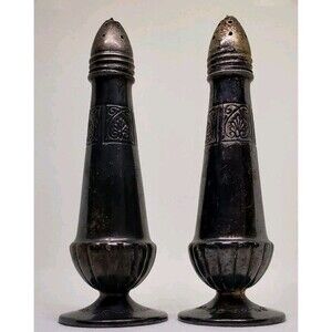 Vintage Rogers Onieda 1881 Floral Silverplate Salt and Pepper Shaker Set